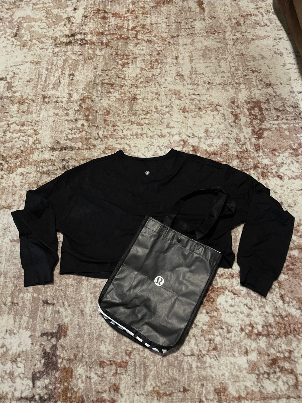 lululemon athletica Black Cropped Long-Sleeve Top with Logo Tote